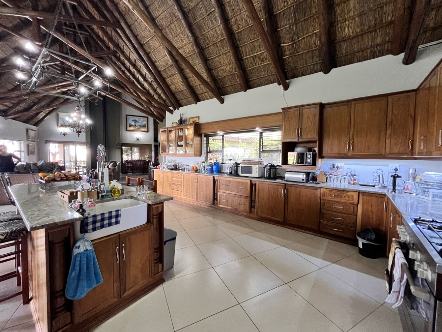 4 Bedroom Property for Sale in Agricultural Holding 400 North West